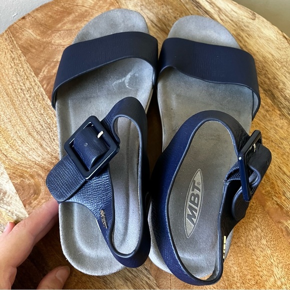 MBT | Manni 2 Navy Leather Ankle Strap Dress Orthotic Rocker Sole Sandals - Picture 3 of 8